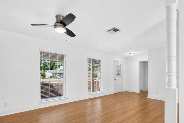 6717 Sharpcrest Street, Houston, TX 77074