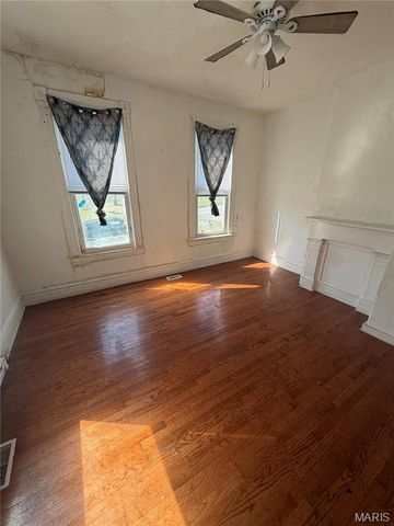 2233 Gasconade Street, St Louis, MO 63118