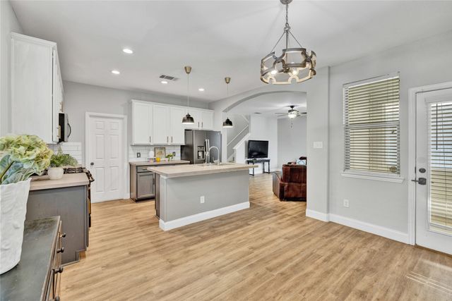 1208 Spanish Moss Drive, Savannah, TX 76227