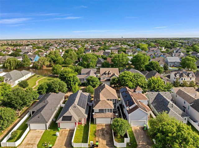 1208 Spanish Moss Drive, Savannah, TX 76227