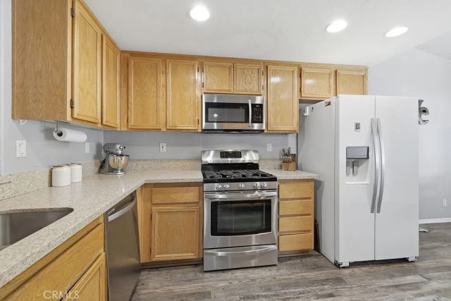 40410 Casa Court, Palmdale, CA 93551