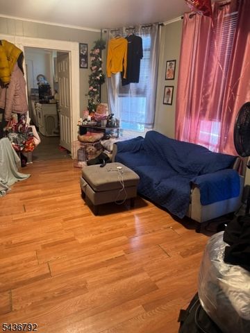 73 2nd St, Newark City, NJ 07107