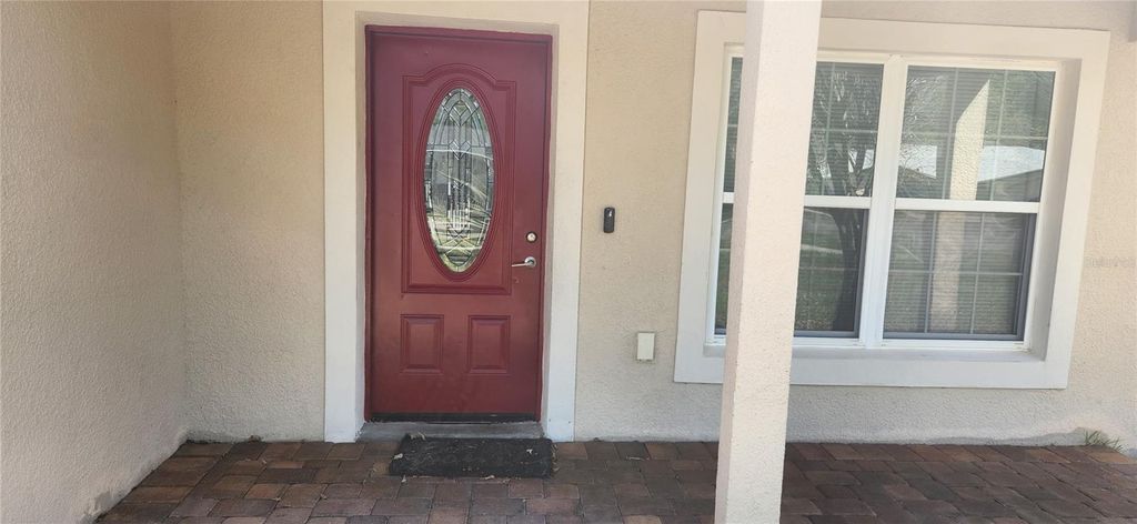 Image 3 of property listing at 3679 TRIANON DRIVE, Orlando, FL 32818