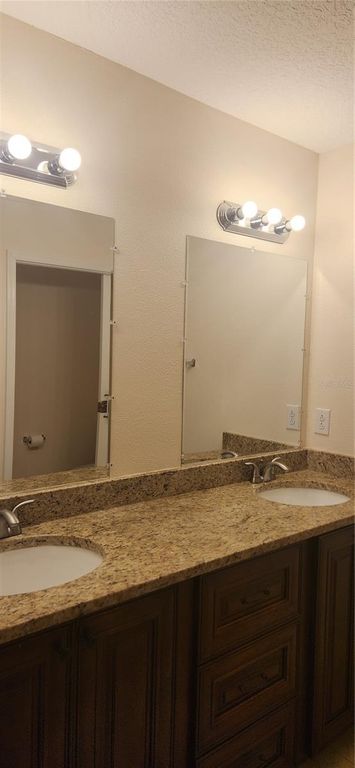 Image 23 of property listing at 3679 TRIANON DRIVE, Orlando, FL 32818
