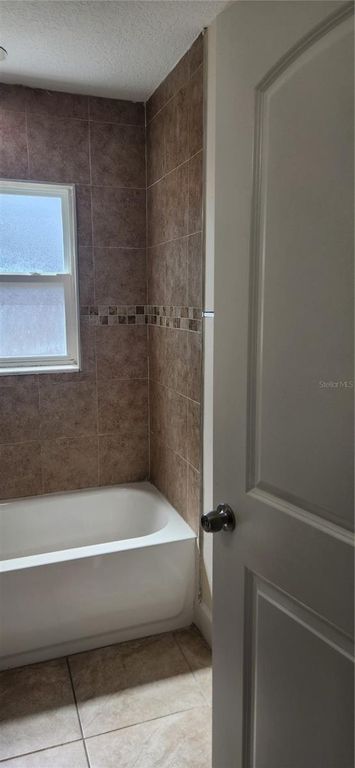 Image 36 of property listing at 3679 TRIANON DRIVE, Orlando, FL 32818