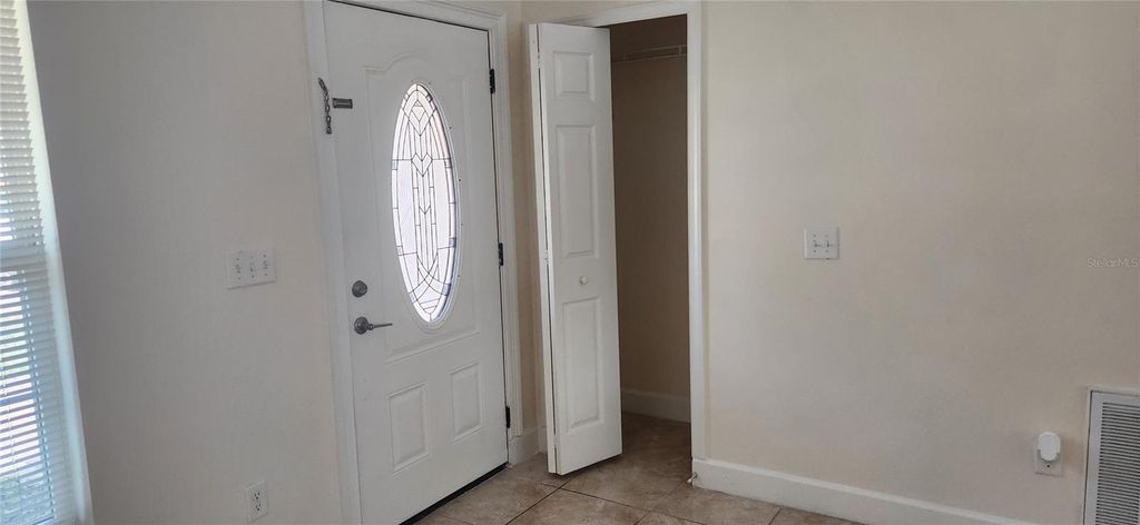 Image 45 of property listing at 3679 TRIANON DRIVE, Orlando, FL 32818