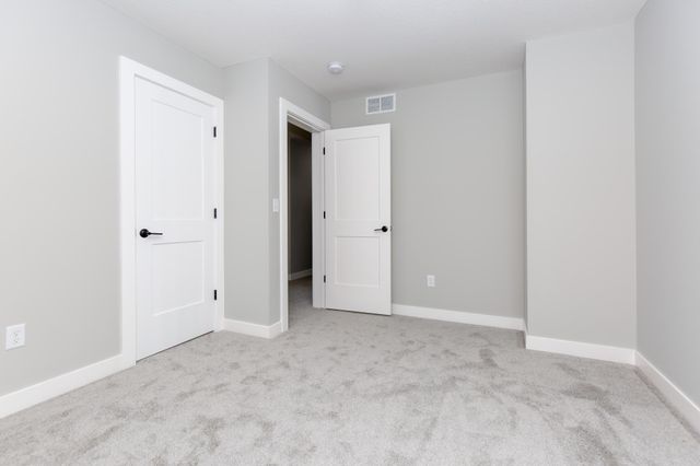 1230 Olivia Street SE, New Prague, MN 56071