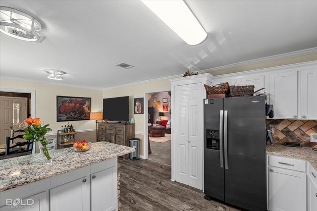 1034 Cattlemans Trail, Benton, LA 71006