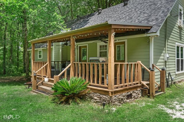 1034 Cattlemans Trail, Benton, LA 71006