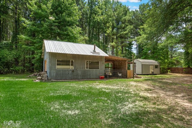 1034 Cattlemans Trail, Benton, LA 71006