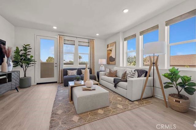 129 Evergreen Lane, Claremont, CA 91711