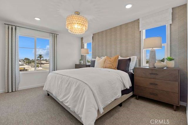 129 Evergreen Lane, Claremont, CA 91711