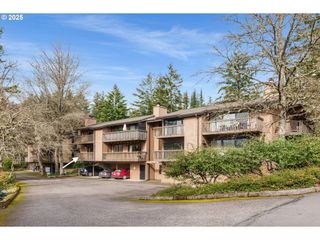 7538 Sw BARNES Rd H, Portland, OR 97225