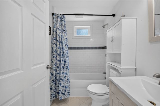 193 Pond St, Randolph, MA 02368