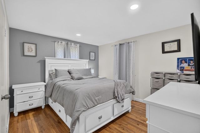 193 Pond St, Randolph, MA 02368