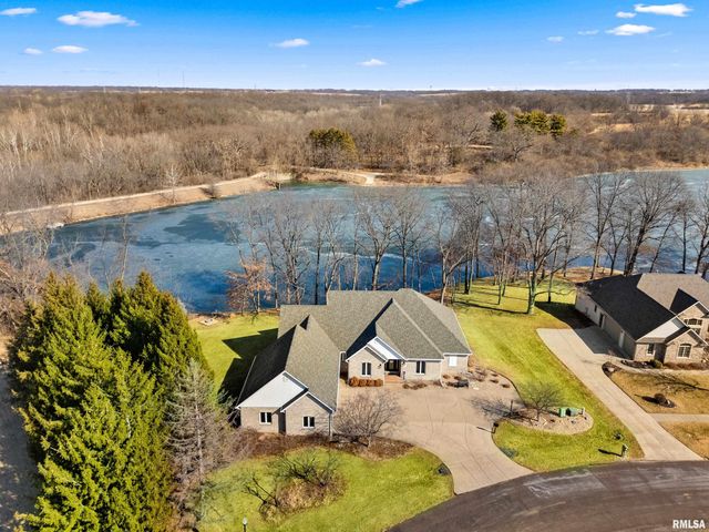 1828 WINGED FOOT Drive, Pekin, IL 61554