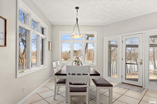 1828 WINGED FOOT Drive, Pekin, IL 61554