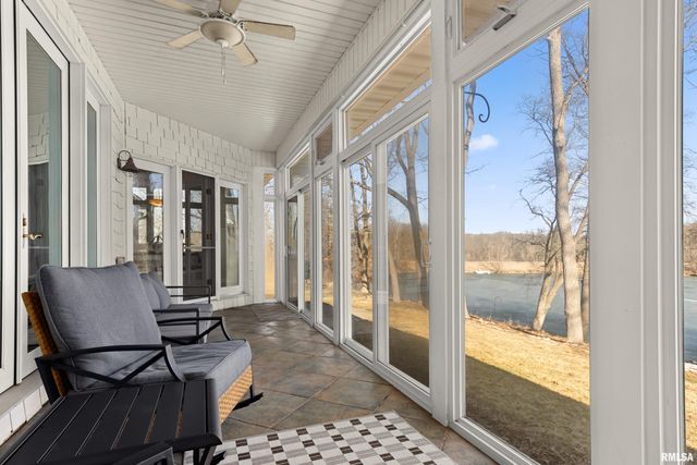 1828 WINGED FOOT Drive, Pekin, IL 61554