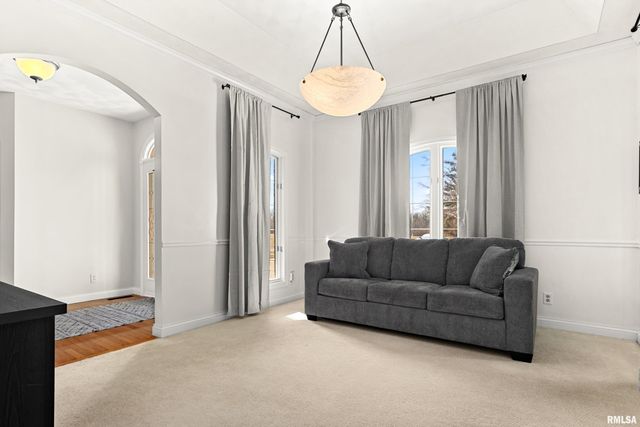 1828 WINGED FOOT Drive, Pekin, IL 61554