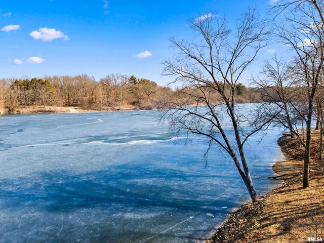 1828 WINGED FOOT Drive, Pekin, IL 61554