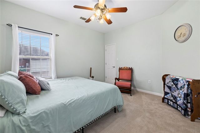 12208 Riviera Place, Farmington, AR 72730