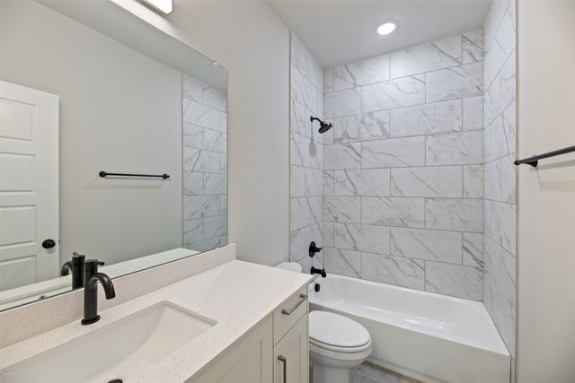 4062 LeCroy Court, Midlothian, TX 76065