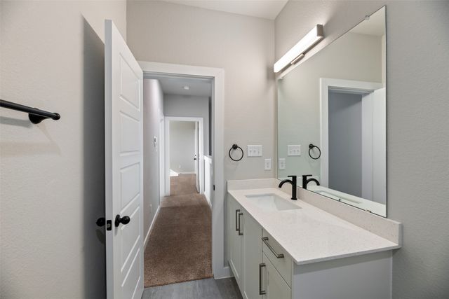 4062 LeCroy Court, Midlothian, TX 76065