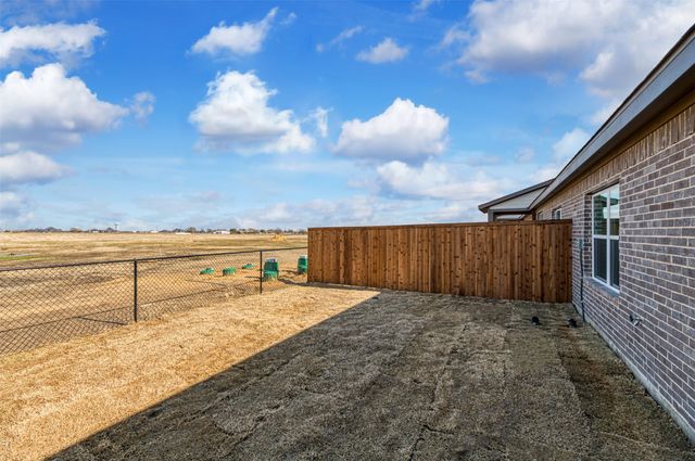 4062 LeCroy Court, Midlothian, TX 76065