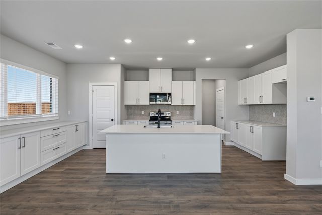 4062 LeCroy Court, Midlothian, TX 76065