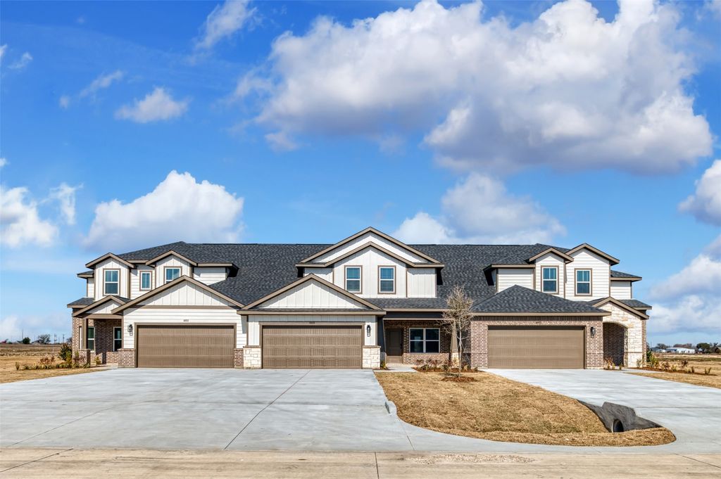 4062 LeCroy Court, Midlothian, TX 76065