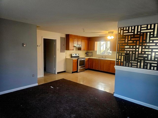 88 Albert Ave 2, Springfield, MA 01151