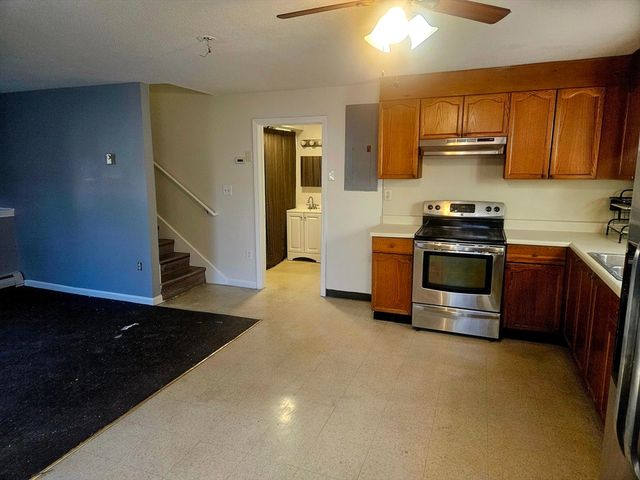 88 Albert Ave 2, Springfield, MA 01151