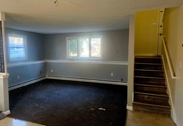 88 Albert Ave 2, Springfield, MA 01151