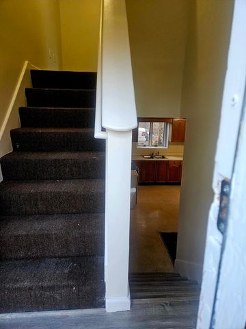 88 Albert Ave 2, Springfield, MA 01151