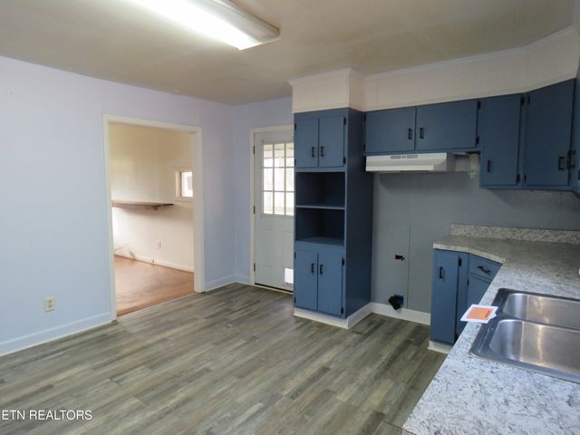 4330 Fulton Rd, Corryton, TN 37721