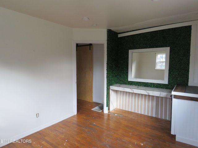 4330 Fulton Rd, Corryton, TN 37721