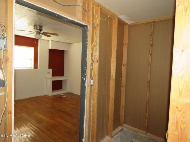 4330 Fulton Rd, Corryton, TN 37721