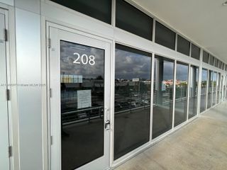10887 NW 17th St 208, Sweetwater, FL 33172