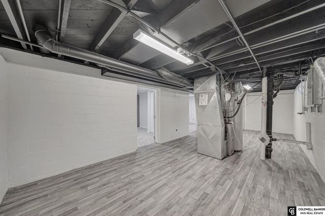 5125 GREENWOOD Street, Lincoln, NE 68504