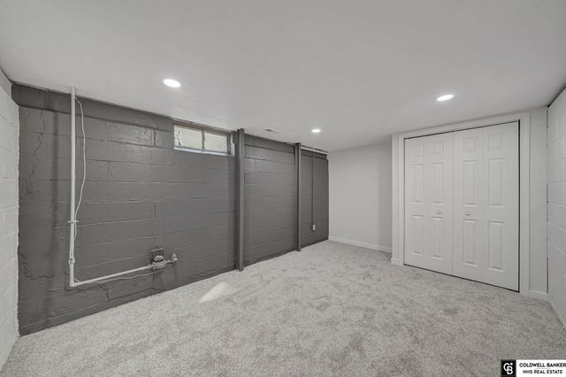 5125 GREENWOOD Street, Lincoln, NE 68504