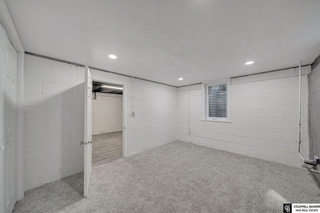 5125 GREENWOOD Street, Lincoln, NE 68504