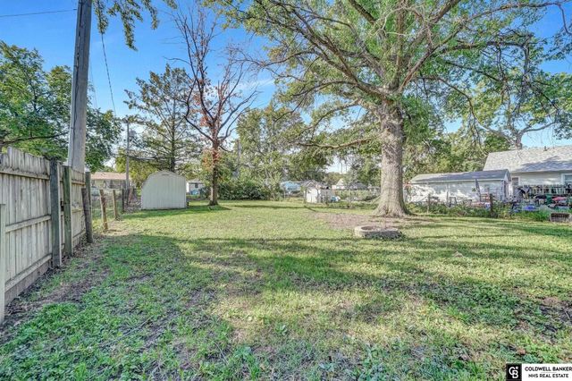 5125 GREENWOOD Street, Lincoln, NE 68504