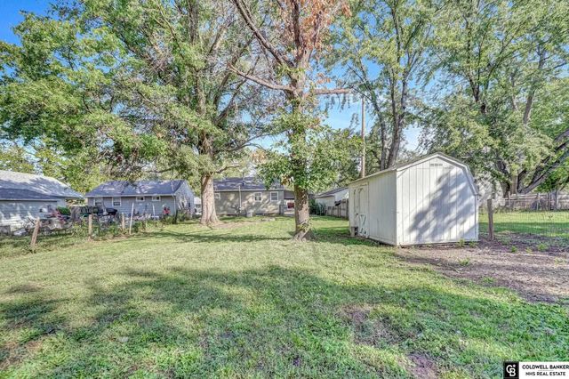 5125 GREENWOOD Street, Lincoln, NE 68504