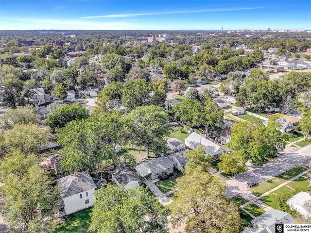 5125 GREENWOOD Street, Lincoln, NE 68504