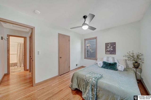 5125 GREENWOOD Street, Lincoln, NE 68504