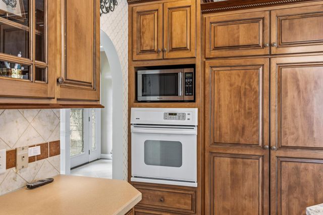 999 Brookwood Drive 999 Brookwood Drive, Troy, OH 45373