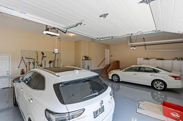 999 Brookwood Drive 999 Brookwood Drive, Troy, OH 45373