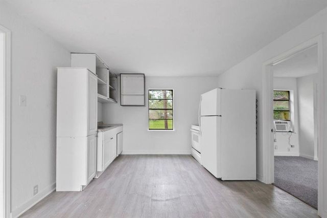 806 East Emily Avenue 6, Wharton, TX 77488