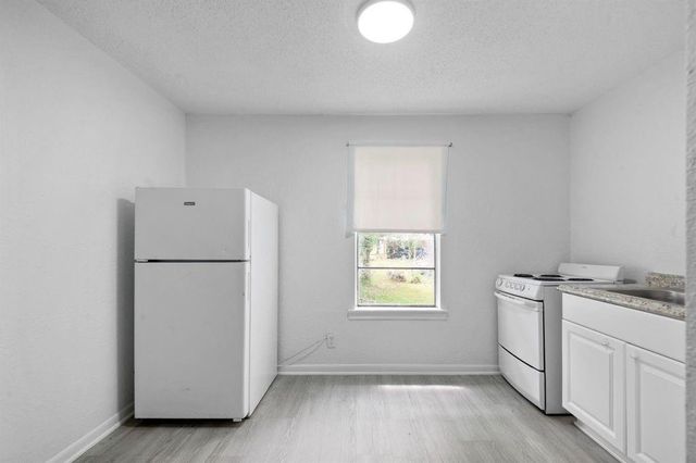 806 East Emily Avenue 6, Wharton, TX 77488