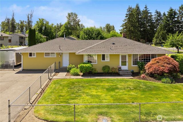 426 4th Avenue SE, Pacific, WA 98047